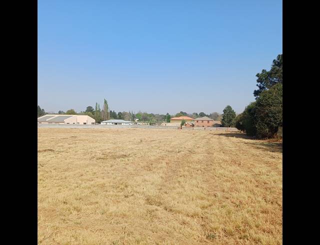 3,852M² VACANT LAND FOR SALE IN HENLEY ON KLIP